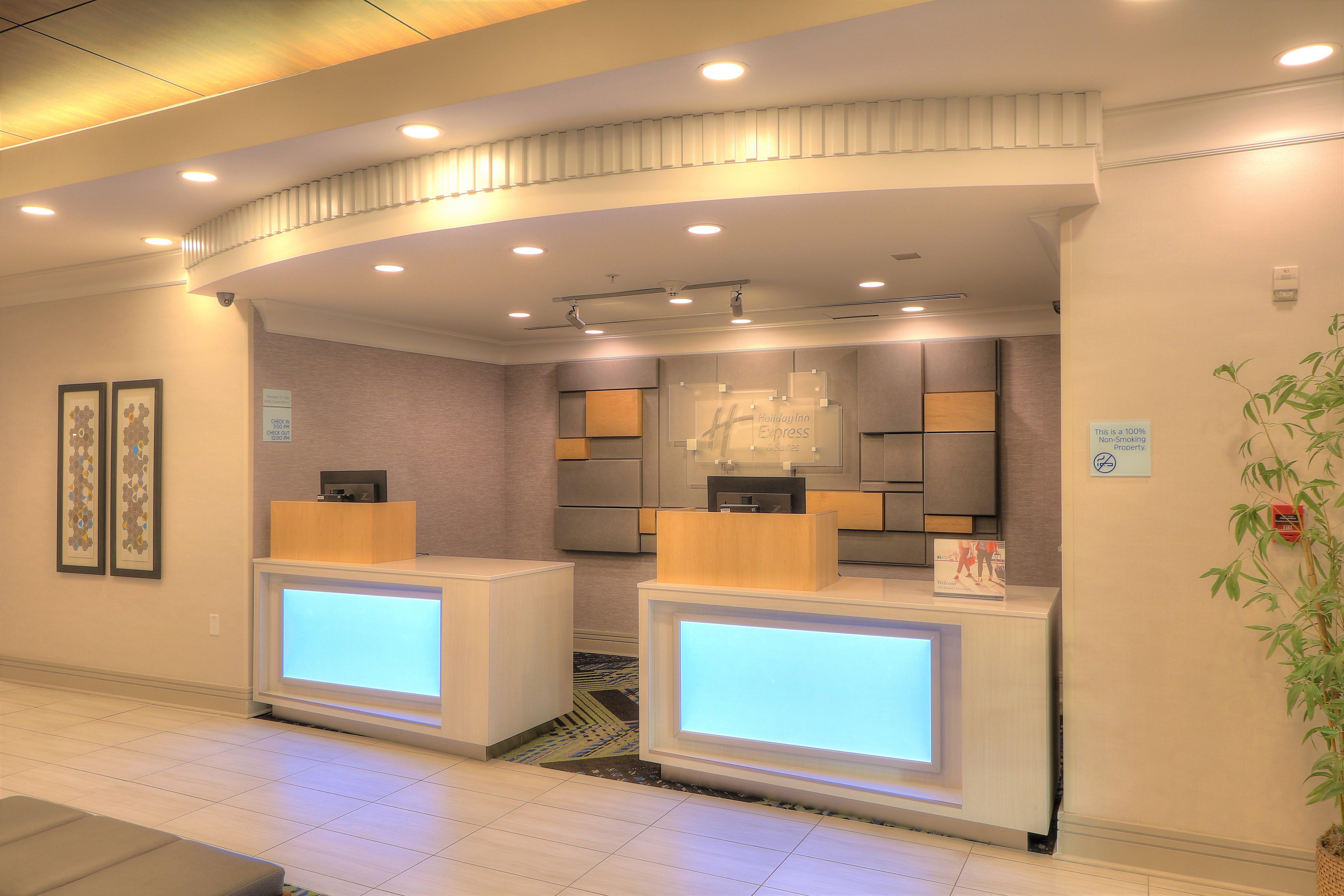 Holiday Inn Express Hotel & Suites Mobile Saraland By Ihg Exterior photo